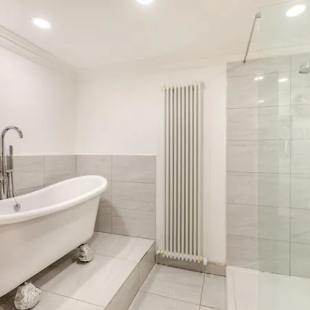 Holiday home Iris - Uk45966